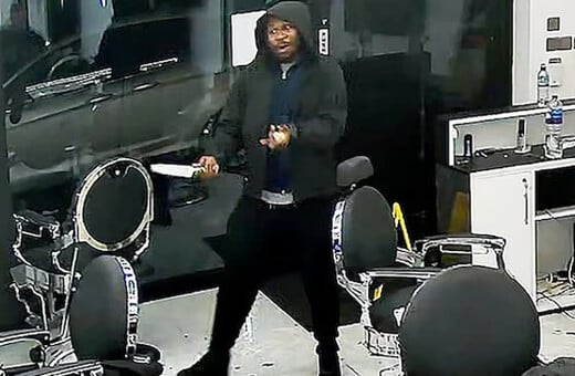 Βρετανία: Η αστυνομία είχε ταυτοποιήσει τον δράστη πριν από την επίθεση με μαχαίρι στο τρένο