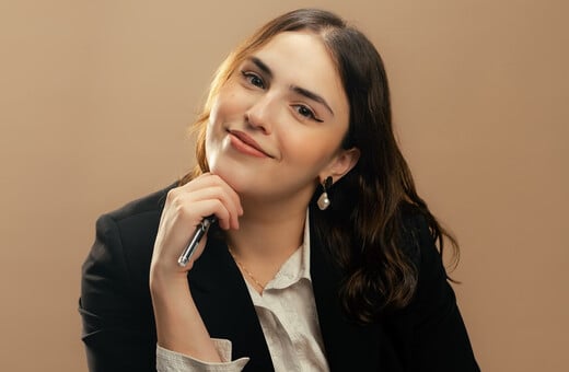 Η μάχη μιας νεαρής δικηγόρου για την κατάργηση του «φόρου περιόδου» στο Πακιστάν