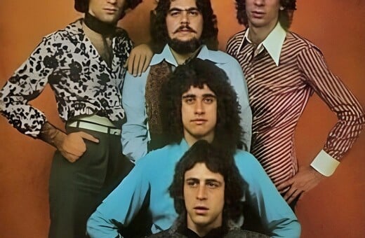 Ηλίας Ασβεστόπουλος και 2002: 50 χρόνια από το άλμπουμ «Ο Σιδερένιος Άνθρωπος»