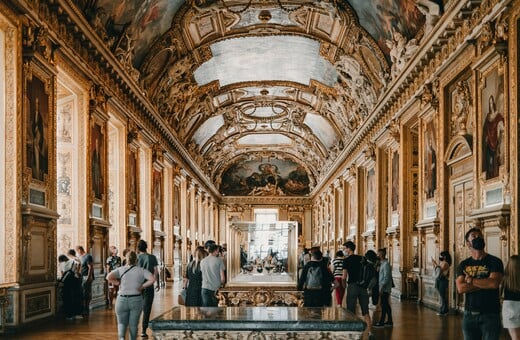 Ληστεία στο Λούβρο: Ο κωδικός πρόσβασης στο σύστημα παρακολούθησης του μουσείου ήταν «Louvre»