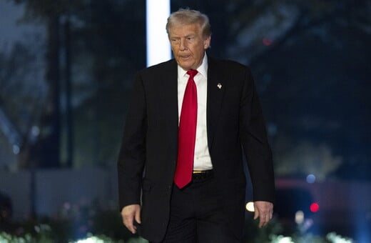 Τραμπ: «Θα δοθεί μέρισμα 2.000 δολαρίων σε όλους εκτός από τους πλούσιους»