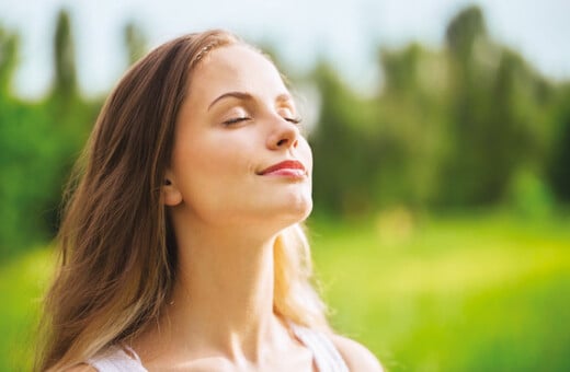 Διαφραγματοπλαστική: Η επέμβαση «ρουτίνας» που σου αλλάζει τη ζωή και το επικίνδυνο trend του TikTok