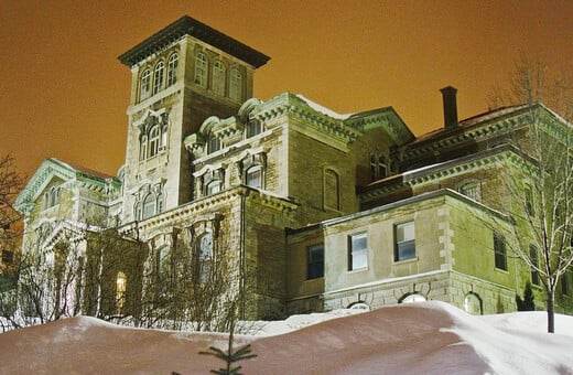 High Trip. Οι Ναζί, το LSD και η CIA