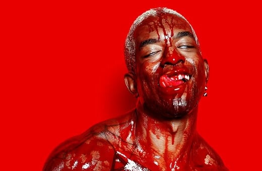  Αν δεν μπορείς να μας νικήσεις, θα μας κοιτάς/ από τον Πάνο Μιχαήλ