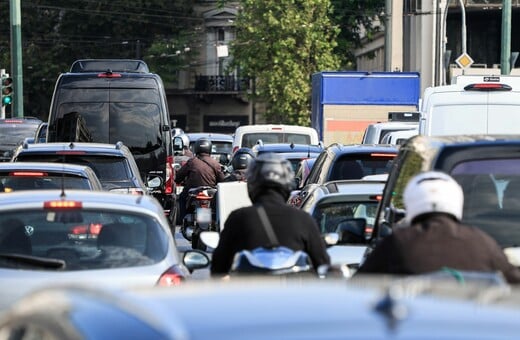 Κίνηση τώρα: Προβλήματα σε Κηφισό και Μεσογείων