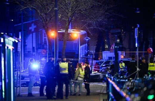 Σουηδία: Λεωφορείο έπεσε σε στάση - Οι πρώτες εκτιμήσεις για τα θύματα 