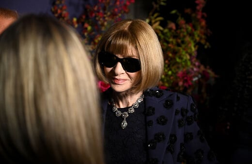 Η κληρονομιά της Wintour μέσα από τα εξώφυλλα της Vogue: Τρεις δεκαετίες τολμηρών επιλογών