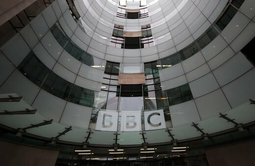 Το BBC απέναντι στον πιο ισχυρό άνδρα του κόσμου - Τι θα συμβεί στη συνέχεια;