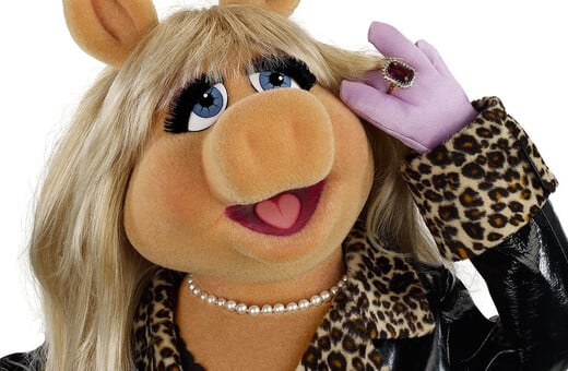 Λόρενς, Στόουν και Εσκόλα ετοιμάζουν ταινία για τη Miss Piggy