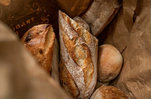 Ακρίβεια: Στα ύψη οι τιμές σε μοσχάρι, ψωμί και καφέ