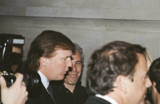 Αρχεία Έπσταϊν: «Ο Τζέφρι είχε σίγουρα στοιχεία εναντίον του Τραμπ»