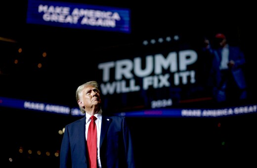 Ντόναλντ Τραμπ: Υπέγραψε νομοσχέδιο που υποχρεώνει την αποκάλυψη περισσότερων εγγράφων για τον Έπσταϊν