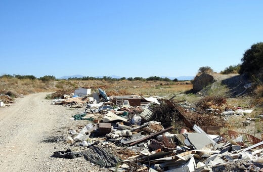 Ποταμός Τάνος: Καταγγελία για εκτεταμένη ρύπανση - Φόβοι για μεταφορά ρύπων στη θάλασσα