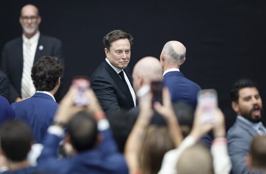 Σύμφωνα με το Grok, ο Μασκ είναι πιο γυμνασμένος από τον ΛεΜπρόν Τζέιμς και πιο έξυπνος από τον ντα Βίντσι