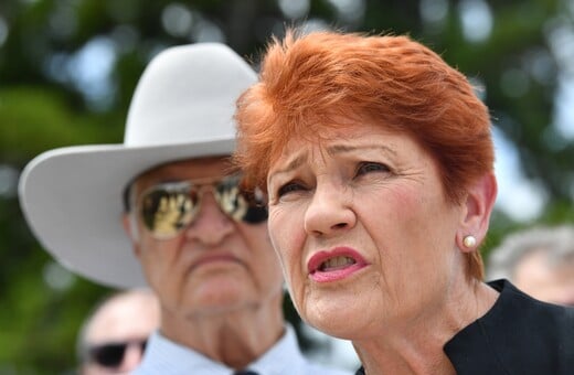 ΑΥΣΤΡΑΛΙΑ ΜΠΟΥΡΚΑ ΑΚΡΟΔΕΞΙΑ ΓΕΡΟΥΣΙΑΣΤΗΣ