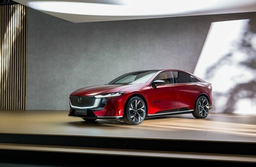 Η «ήσυχη» πολυτέλεια του νέου Mazda 6e