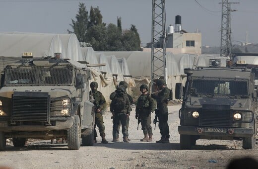 Εκατοντάδες ισραηλινοί στρατιώτες πραγματοποίησαν έφοδο σε παλαιστινιακή πόλη στη Δυτική Όχθη