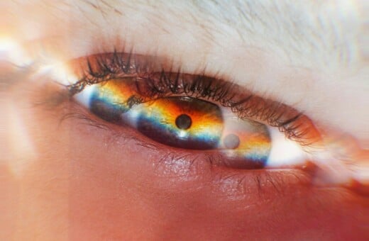 Γεγονός η πρώτη επιτυχημένη αλλαγή χρώματος ματιών στην Ελλάδα