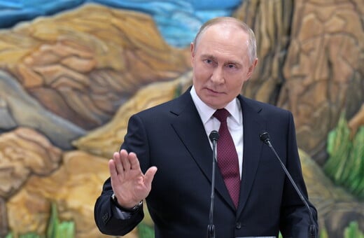 Ο Πούτιν επιμένει ότι η Ουκρανία πρέπει να παραδώσει εδάφη για να είναι δυνατή οποιαδήποτε συμφωνία