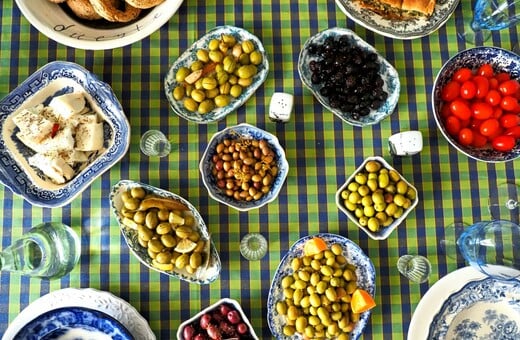 Η εποχή του Ευχέλαιου της μεσογειακής διατροφής ή Τα μυστήρια της εποχής της ελιάς