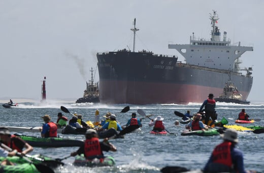 Αυστραλία: Ακτιβιστές παραλύουν το μεγαλύτερο λιμάνι άνθρακα στον κόσμο