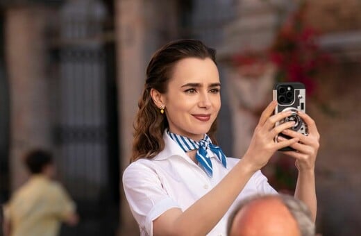 Emily in Paris: Το αναπάντεχο ειδύλλιο που αιφνιδίασε τους φαν στο νέο trailer