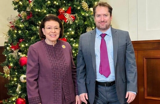 ΛΙΝΑ ΜΕΝΔΩΝΗ ΟΥΑΣΙΝΓΚΤΟΝ ΠΟΛΙΤΙΣΜΟΣ