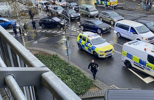 Αεροδρόμιο Χίθροου: Ένα παιδί ανάμεσα στα άτομα που δέχτηκαν επίθεση με σπρέι - Τι συνέβη 