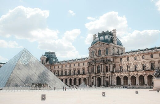 Λούβρο: Διαρροή νερού προκάλεσε ζημιές σε εκατοντάδες έργα