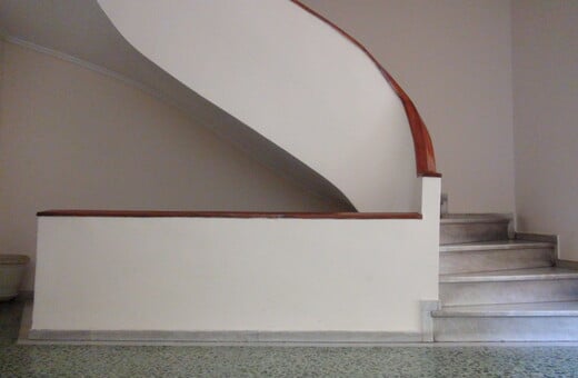 Η πολυκατοικία