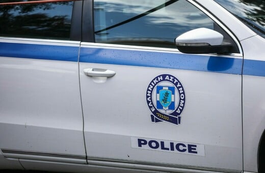 Χολαργός: Παραδόθηκε ο ένας από τους δύο δράστες της επίθεσης σε 14χρονο