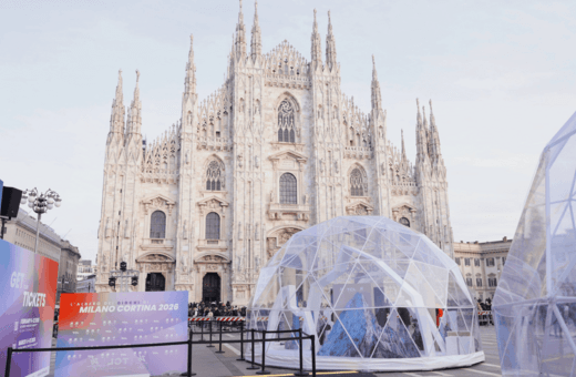 Η TCL έφερε τη μαγεία των Χριστουγέννων και τον παλμό των Χειμερινών Ολυμπιακών στο Μιλάνο