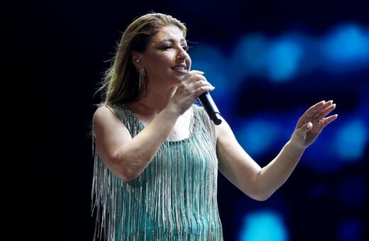 Έλενα Παπαρίζου: Οι αναφορές για λιποθυμικό επεισόδιο - Τι μετέδωσε ο σταθμός με τον οποίο συνεργάζεται