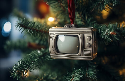 Χριστούγεννα με δώρα που πραγματικά θες: Δωρεάν πρόσβαση στην ΕΟΝ από τη Nova