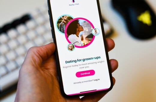 «AI situationship»: Ποια είναι η τάση στο dating που θα καθορίσει το 2026;