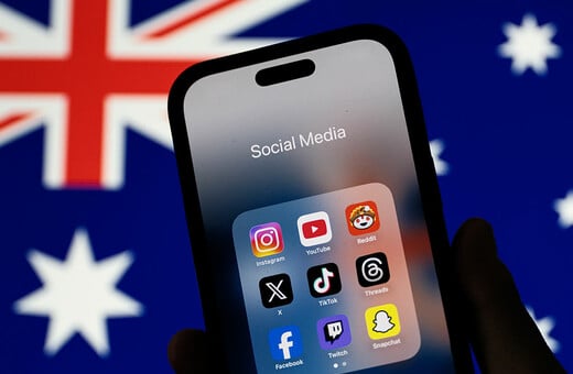 SOCIAL MEDIA ΑΥΣΤΡΑΛΙΑ ΑΠΑΓΟΡΕΥΣΗ ΕΦΗΒΟΙ