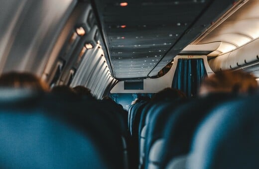 Οι επιβάτες των αεροπλάνων εκτίθενται σε πολύ υψηλή ρύπανση από μικροσκοπικά σωματίδια