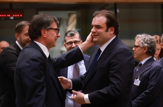 Τι γράφει ο διεθνής Τύπος για την εκλογή Πιερρακάκη ως προέδρου του Eurogroup