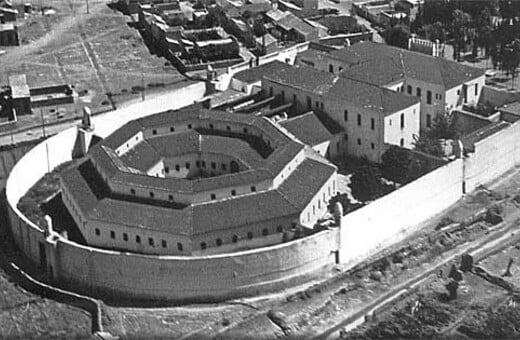 «Απιστεύτου θρασύτητος πράξις»: 8 κομμουνιστές αποδρούν από τις φυλακές Συγγρού το 1931