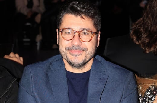 Λάμπρος Κωνσταντάρας: Μέσα στην εβδομάδα αναμένεται καταγγελία εις βάρος γνωστού τραγουδιστή για σεξουαλική κακοποίηση