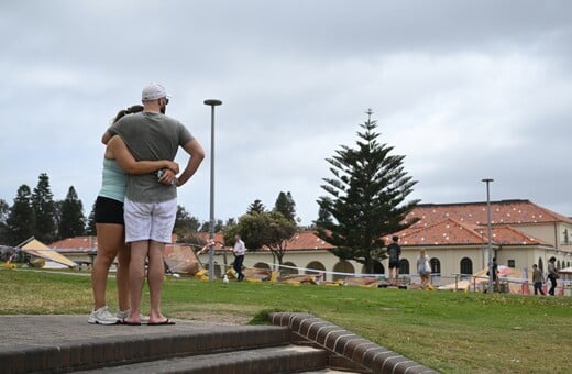 ΣΙΔΝΕΙ ΕΠΙΘΕΣΗ ΝΕΚΡΟΙ