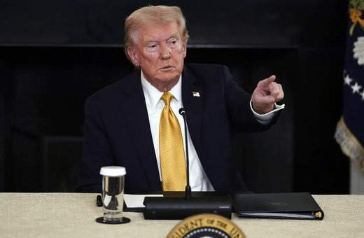 ΝΤΟΝΑΛΝΤ ΤΡΑΜΠ BBC ΜΗΝΥΣΗ