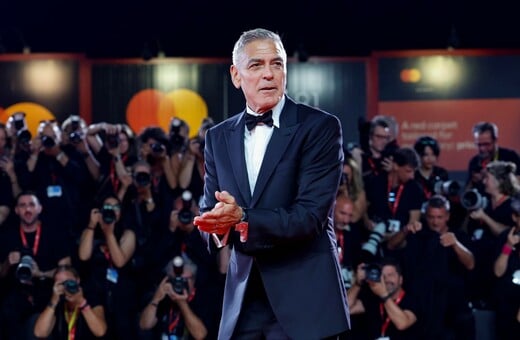 ΤΖΟΡΤΖ ΚΛΟΥΝΕΪ ΑΝΤΕΛΙΑ ΖΕΙΝΤΛΕΡ