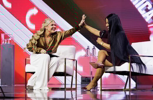 NICKI MINAJ ΝΤΟΝΑΛΝΤ ΤΡΑΜΠ ΕΡΙΚΑ ΚΕΡΚ 