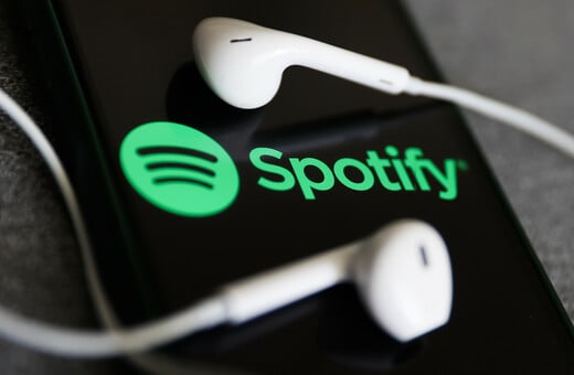 Υπόθεση πειρατείας στο Spotify: Tράβηξαν μεταδεδομένα για 256 εκατ. κομμάτια