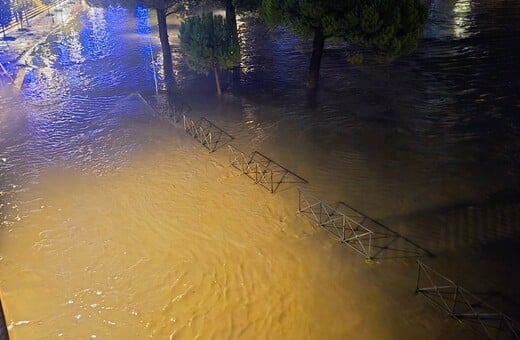 ΓΑΛΛΙΑ ΠΛΗΜΜΥΡΕΣ ΒΡΟΧΕΣ