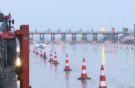 ΑΓΡΟΤΕΣ ΜΠΛΟΚΑ ΕΚΔΡΟΜΕΙΣ ΧΡΙΣΤΟΥΓΕΝΝΑ ΔΙΟΔΙΑ ΜΑΛΓΑΡΑ