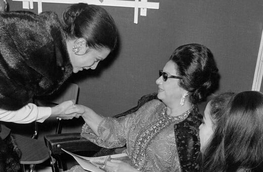 Ήταν λοιπόν και η Ουμ Καλσούμ λεσβία; Μια νέα ταινία αναζωπυρώνει τη συζήτηση