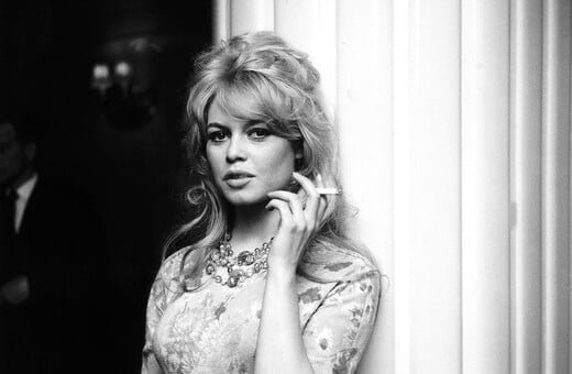 Brigitte Bardot (1934-2025): Και ο Θεός έπλασε την πιο σέξι ηθοποιό ever