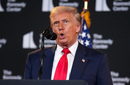 Σιγά σιγά και μετά ξαφνικά